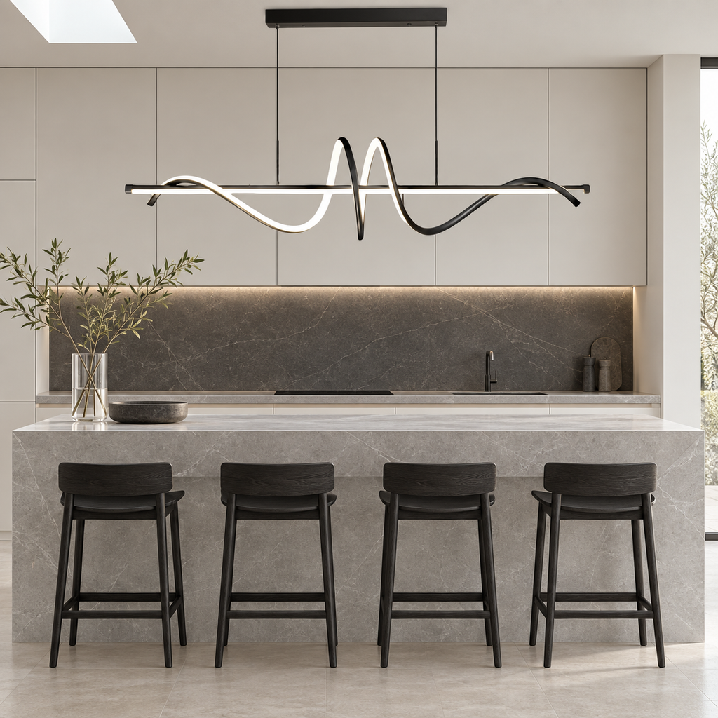 Suspension Waveline au-dessus d'un îlot de cuisine